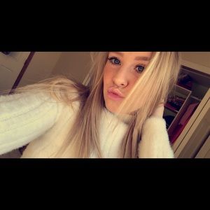 Meet your Posher, Julia